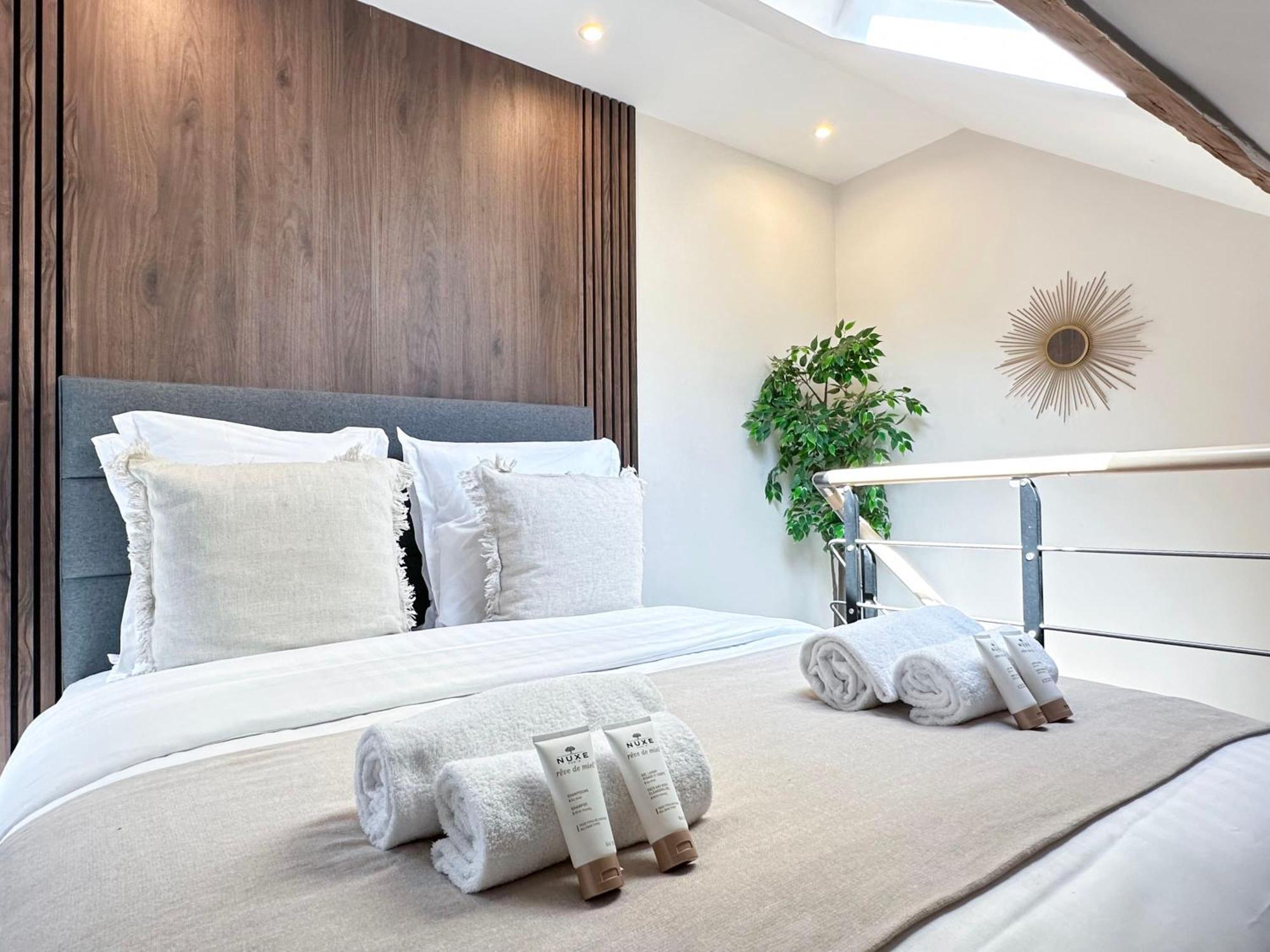 Stylish & Chic Duplex Near Eiffel Tower Appartement Parijs Buitenkant foto