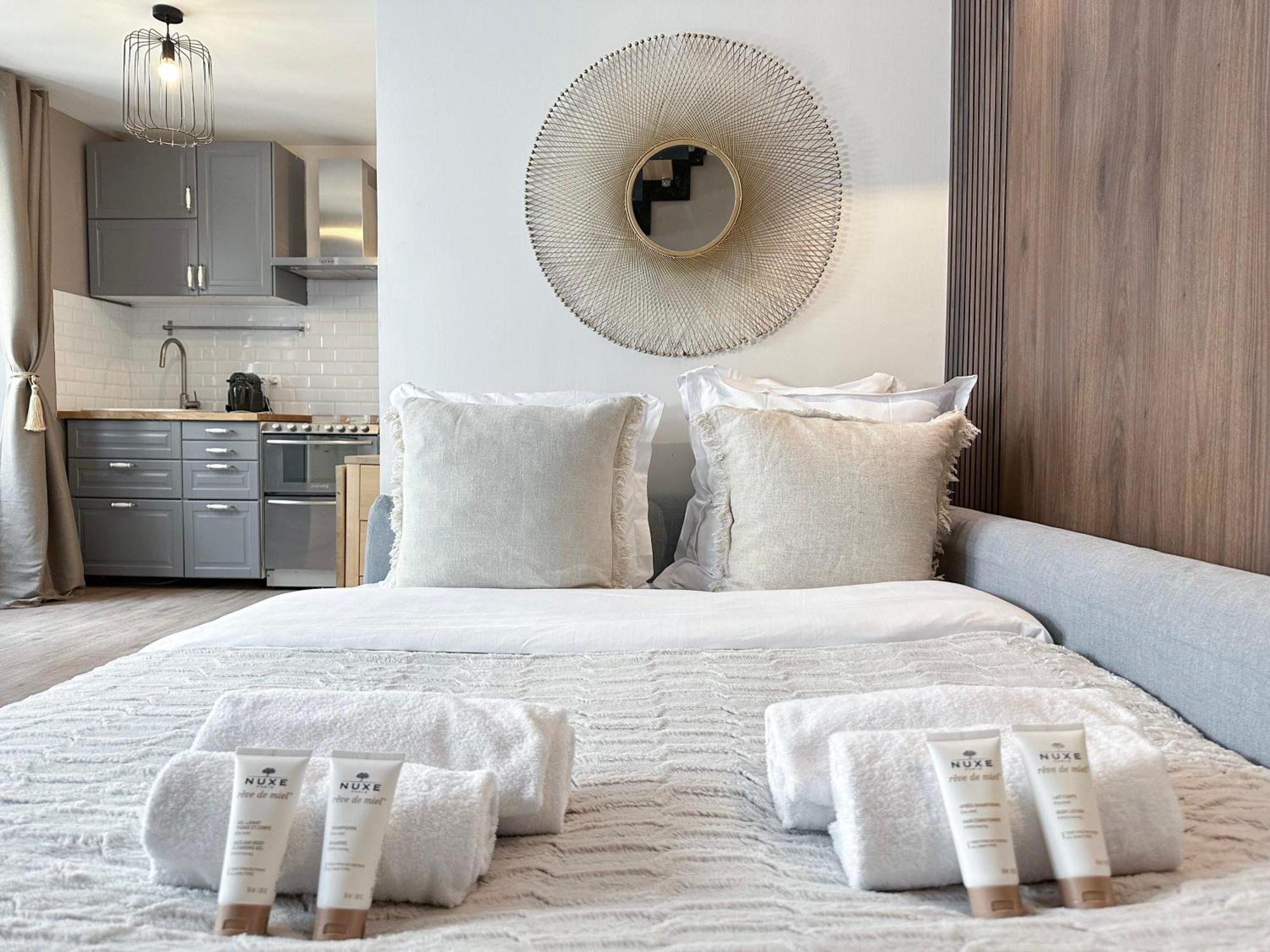 Stylish & Chic Duplex Near Eiffel Tower Appartement Parijs Buitenkant foto