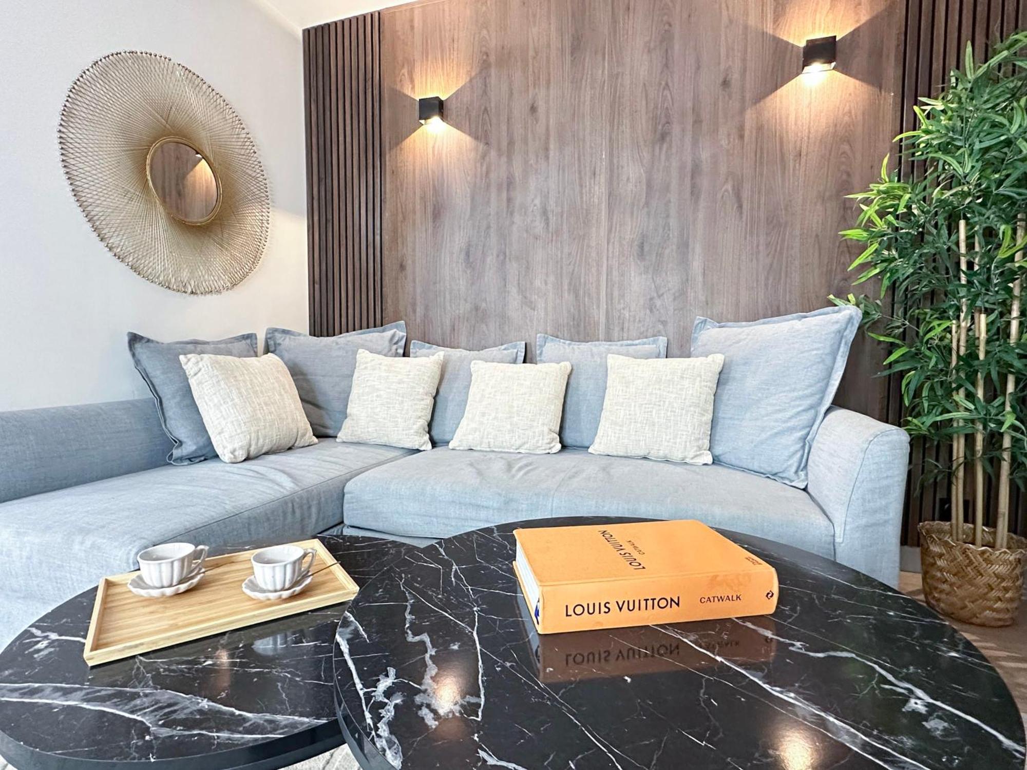 Stylish & Chic Duplex Near Eiffel Tower Appartement Parijs Buitenkant foto