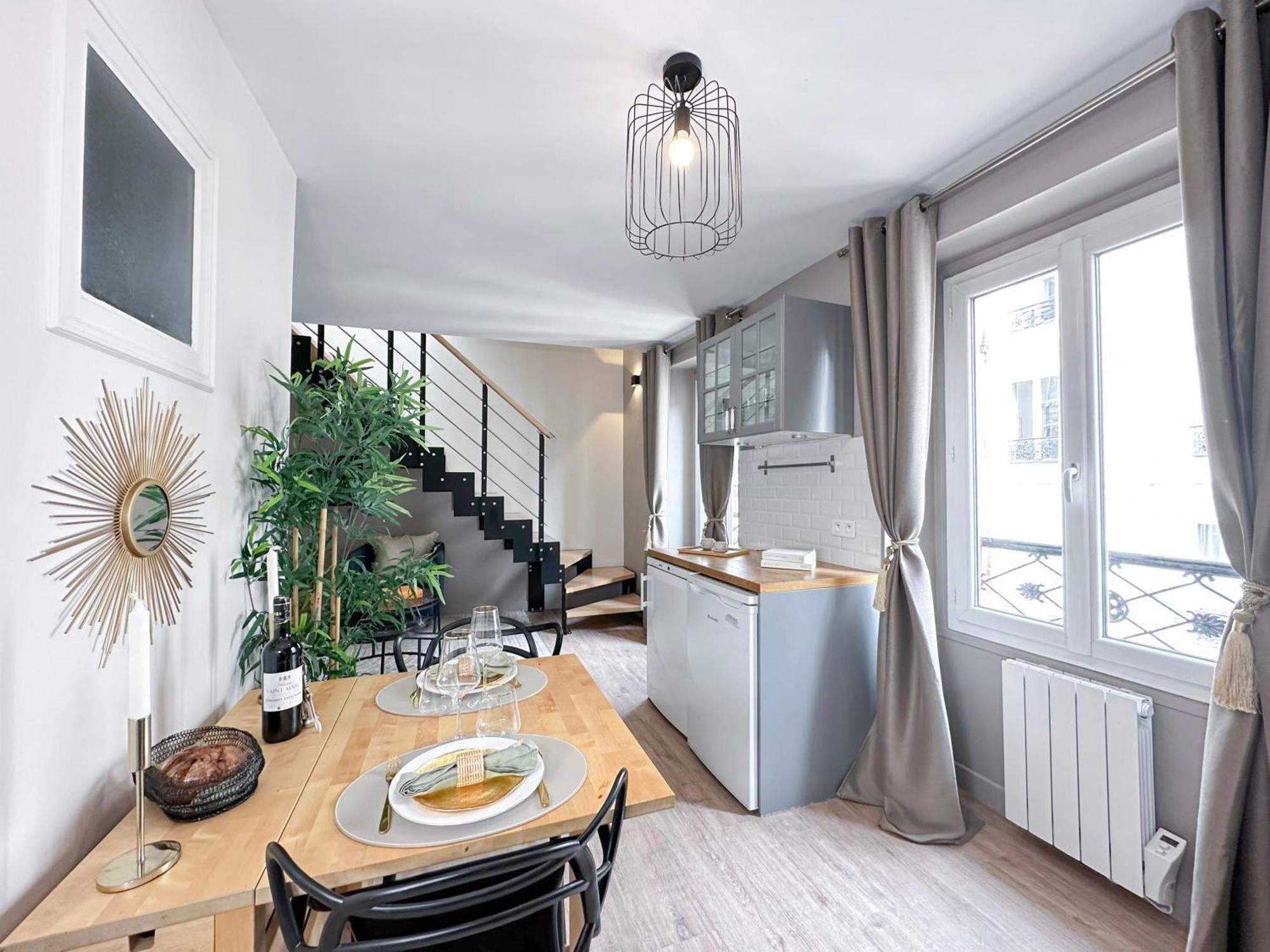 Stylish & Chic Duplex Near Eiffel Tower Appartement Parijs Buitenkant foto