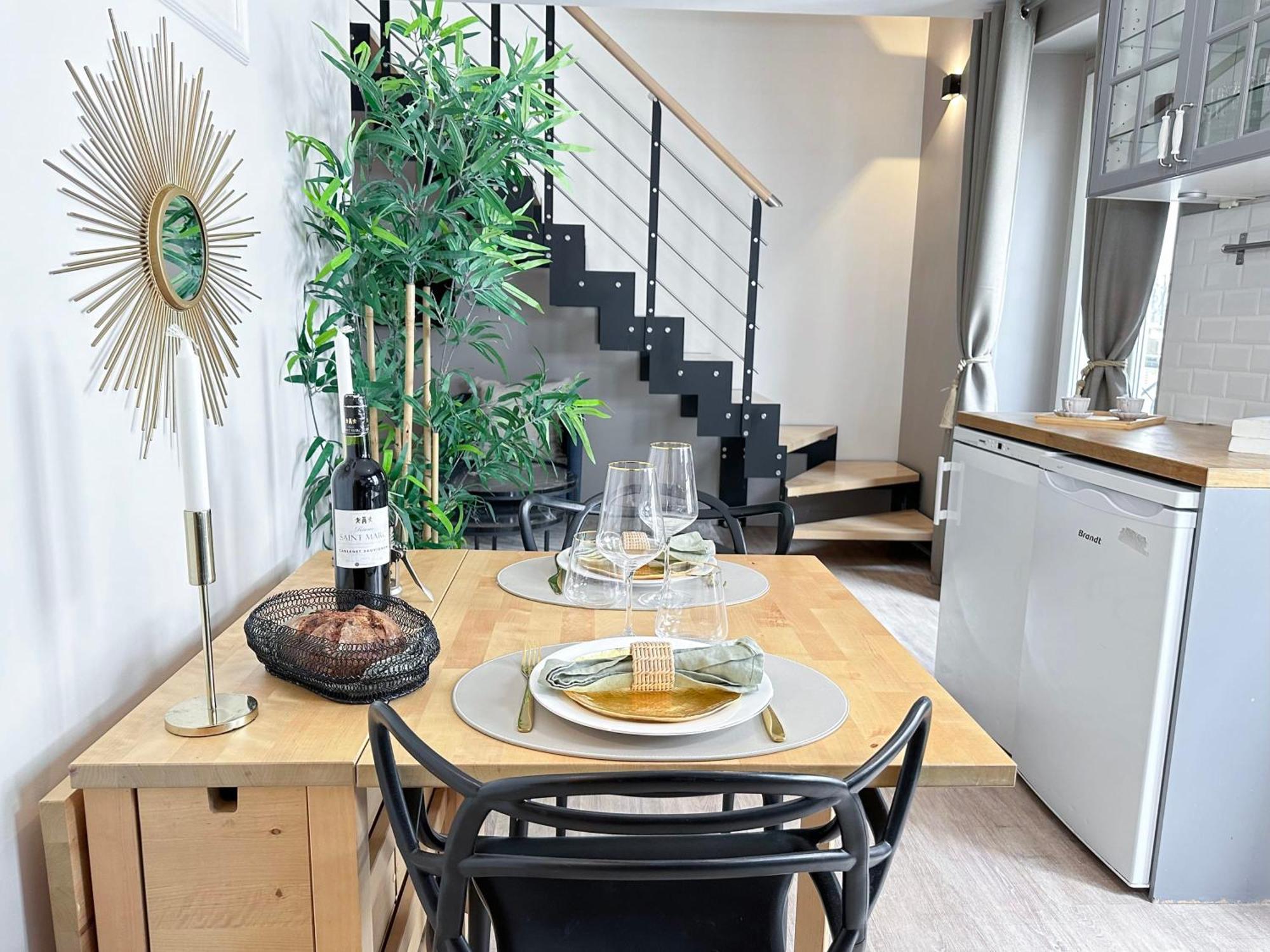 Stylish & Chic Duplex Near Eiffel Tower Appartement Parijs Buitenkant foto