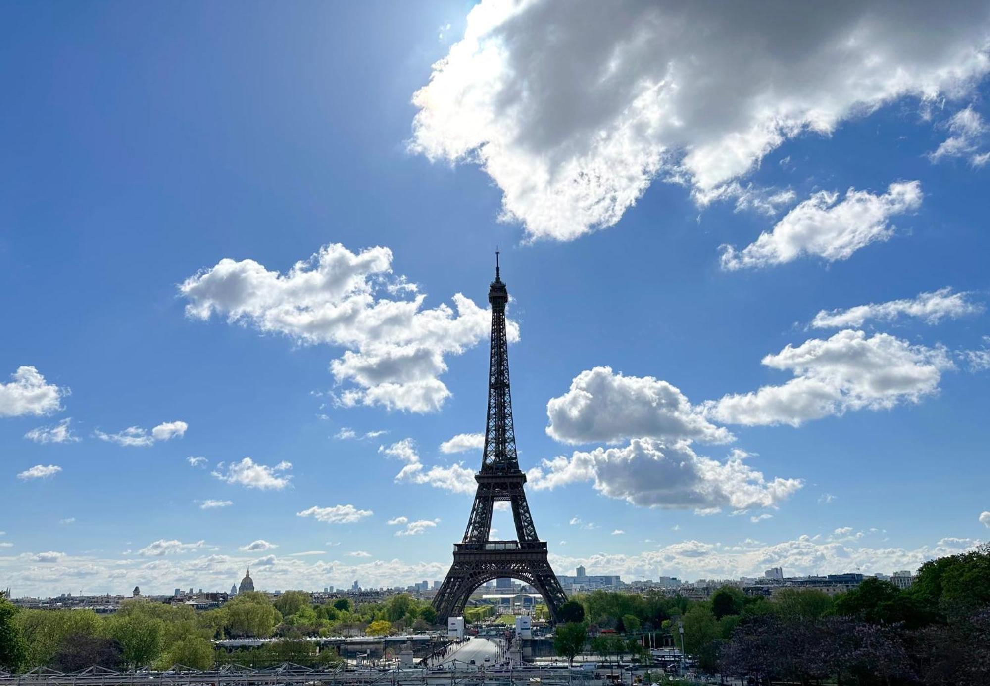 Stylish & Chic Duplex Near Eiffel Tower Appartement Parijs Buitenkant foto